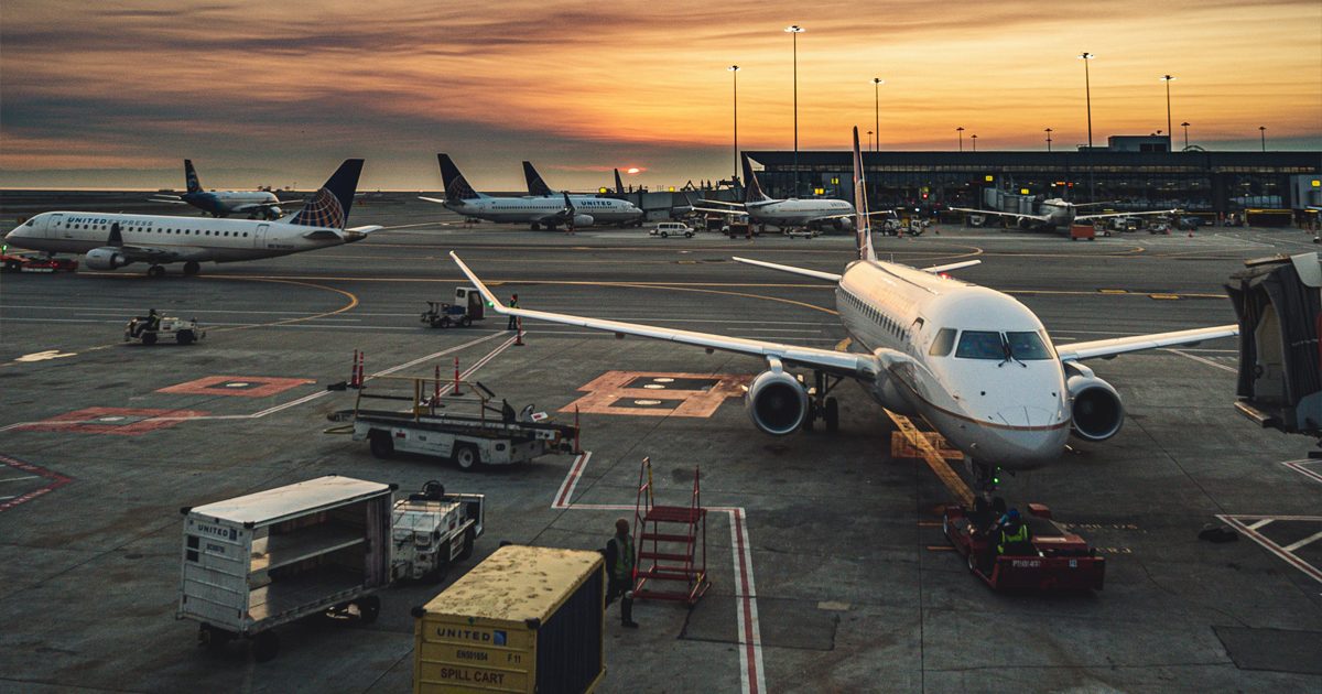 Kalendar putovanja kada i gde putovati — avioni na aerodromu Nikola Tesla